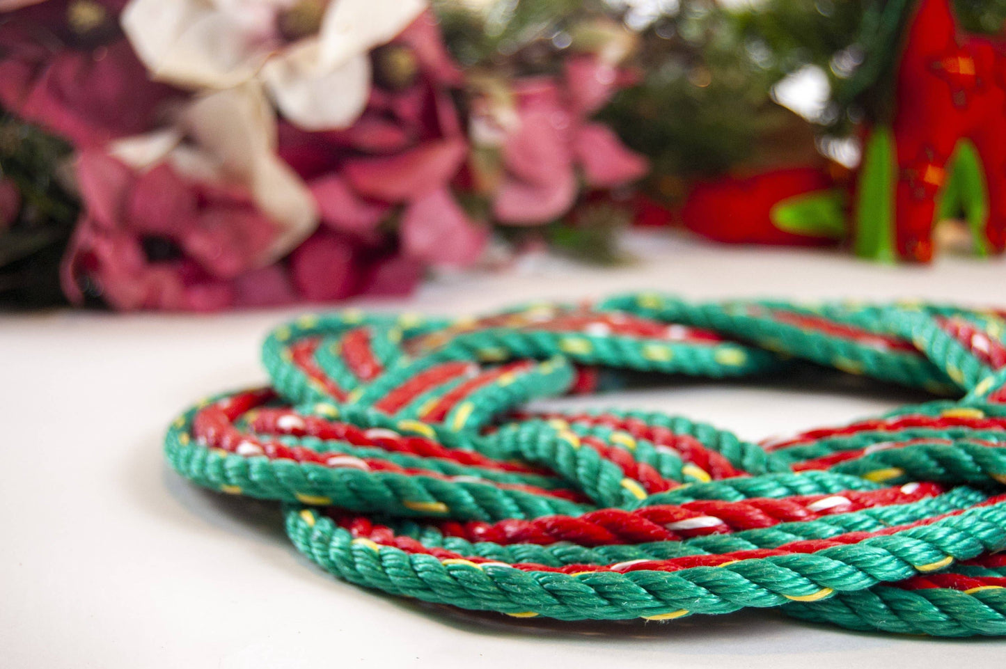 Fisherman’s Rope Christmas Wreath - Emerald Sea/Dory Red