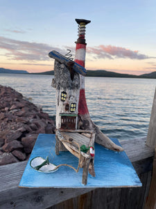 “Lighthouse Living”Newfoundland Driftwood Art