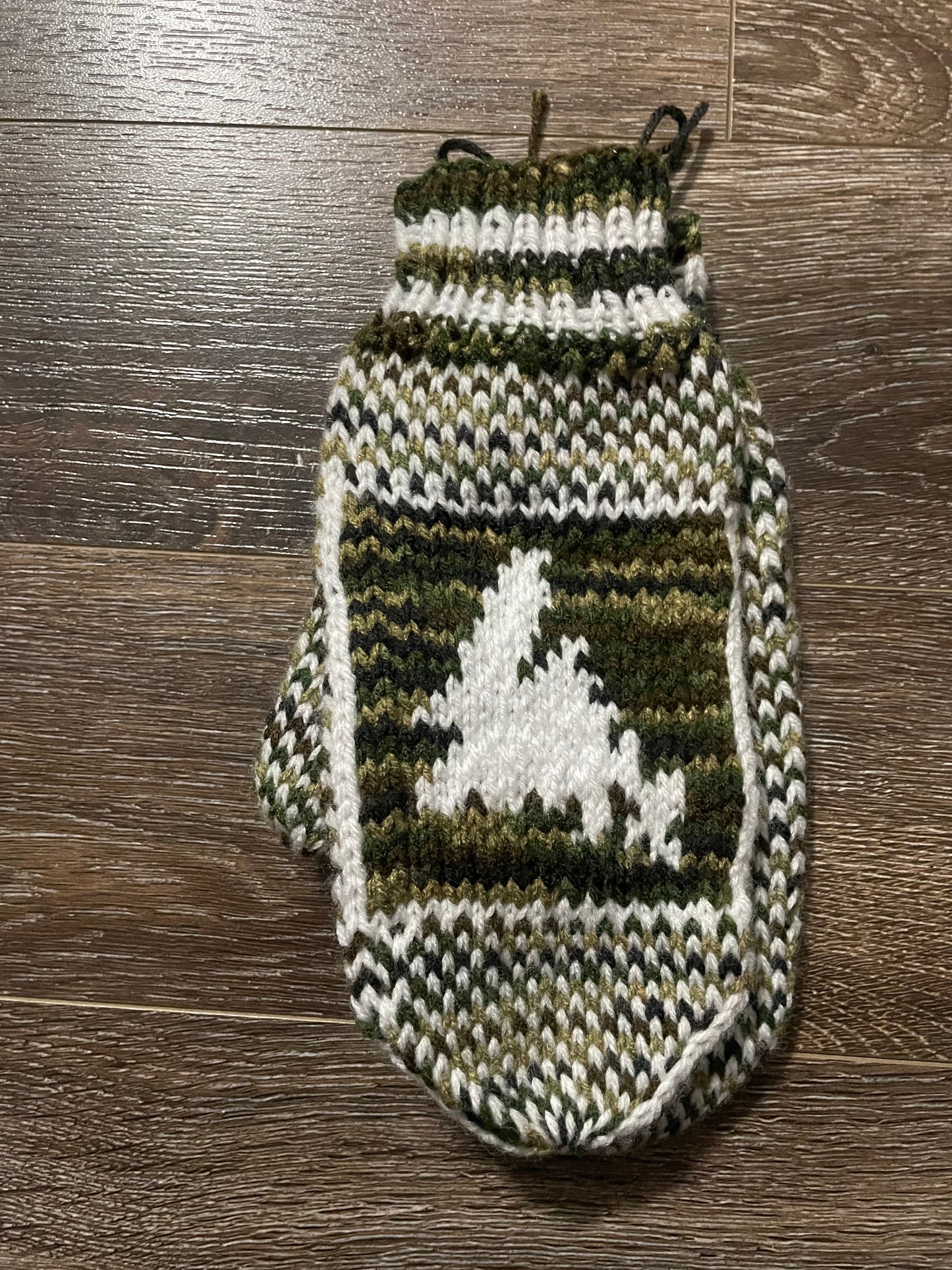Newfoundland Map Ladies Mittens - Green Mix