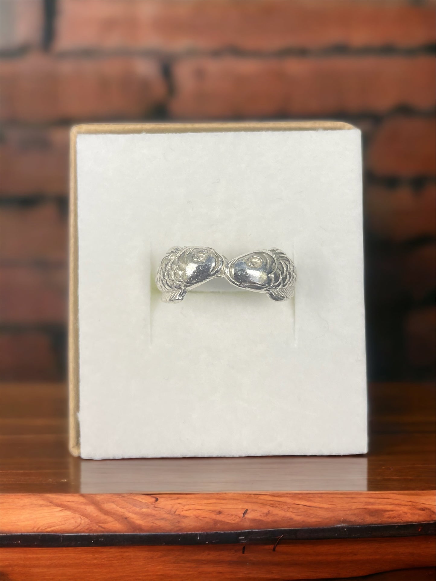 Sterling Silver Fish Kissing Ring (Adjustable)