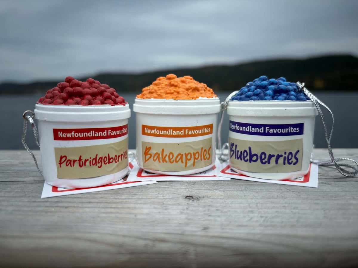 Bucket of Berries Ornament (Sold Individually)