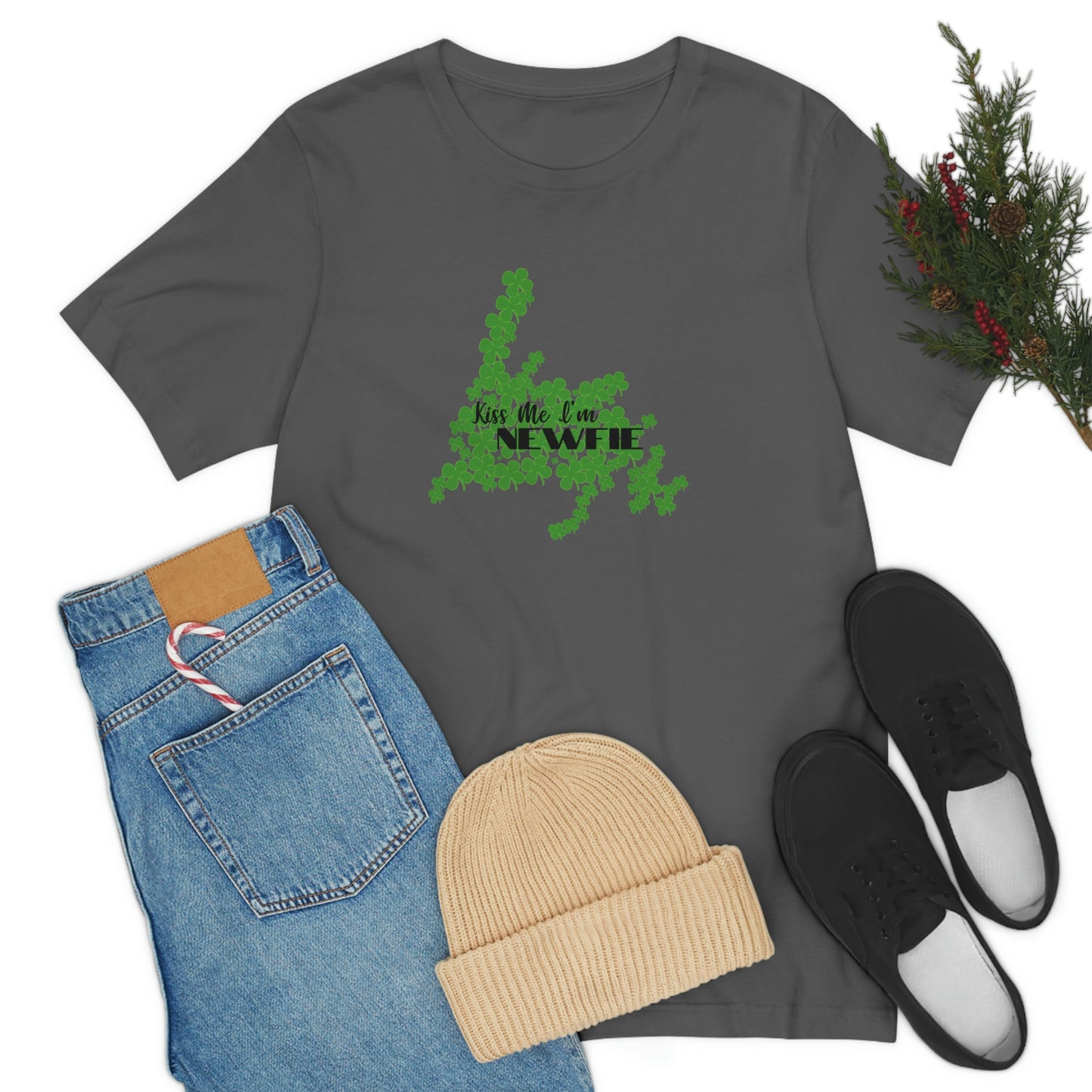 Newfoundland St. Patrick's Day Kiss Me I'm Newfie Unisex T-shirt S-3XL 4 Colors