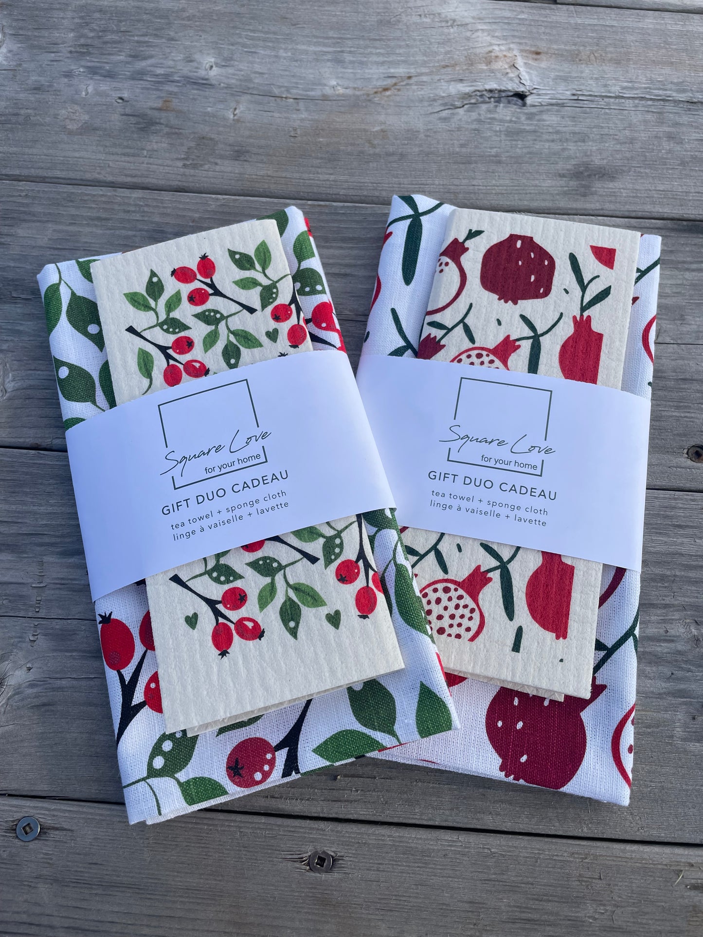 Christmas Holly Berry Gift Duo | 1 Tea Towel + 1 Sponge Cloth