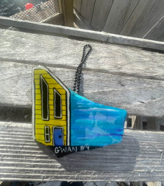 (Newfoundland Stage Hand Painted Slate Ornament -Gwan B’y