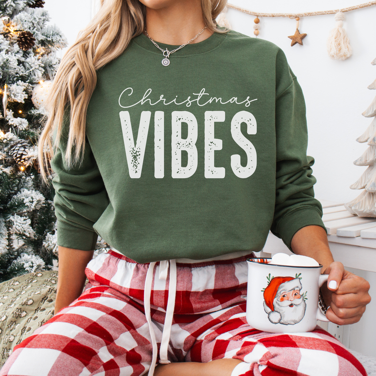 HOLIDAYS 2025 - Christmas Vibes CM258