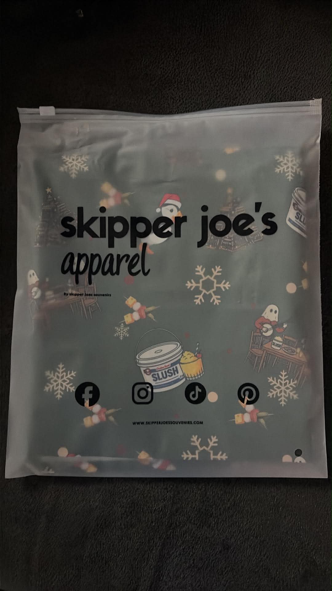 Newfoundland Christmas Adult Apron