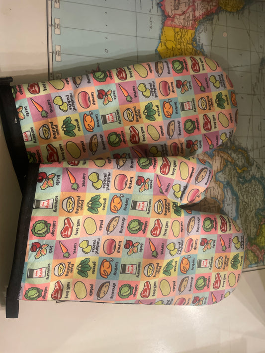 (Copy) Newfoundland Food Grid Oven Mitts