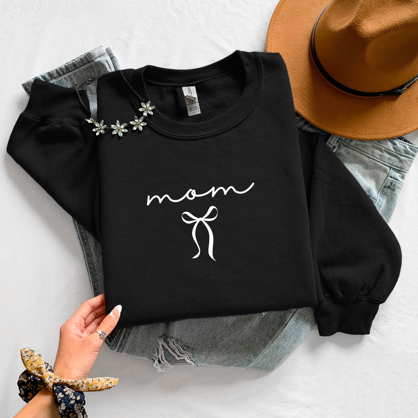Embroidered Custom (Mudder Mom Nan Nanna Nanny) Sweatshirt with Bow/Child Names