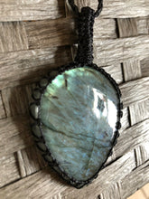 Load image into Gallery viewer, Labradorite necklace -Teardrop (Large)
