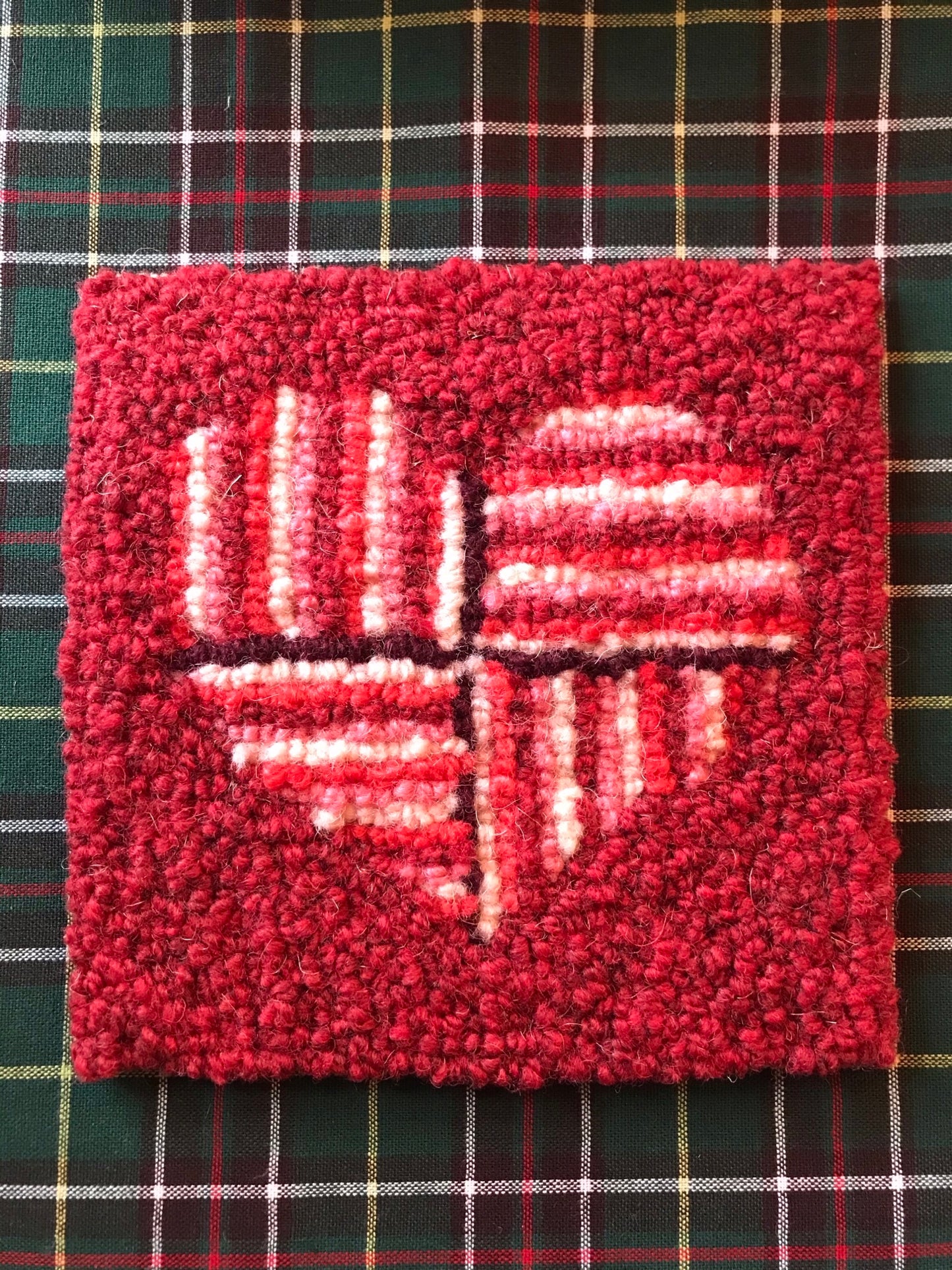 Hand Hooked Coaster/Mat