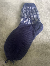 Load image into Gallery viewer, Newfoundland hand knit wool socks