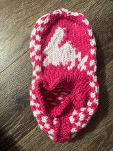 Load image into Gallery viewer, Newfoundland handmade knitted slippers