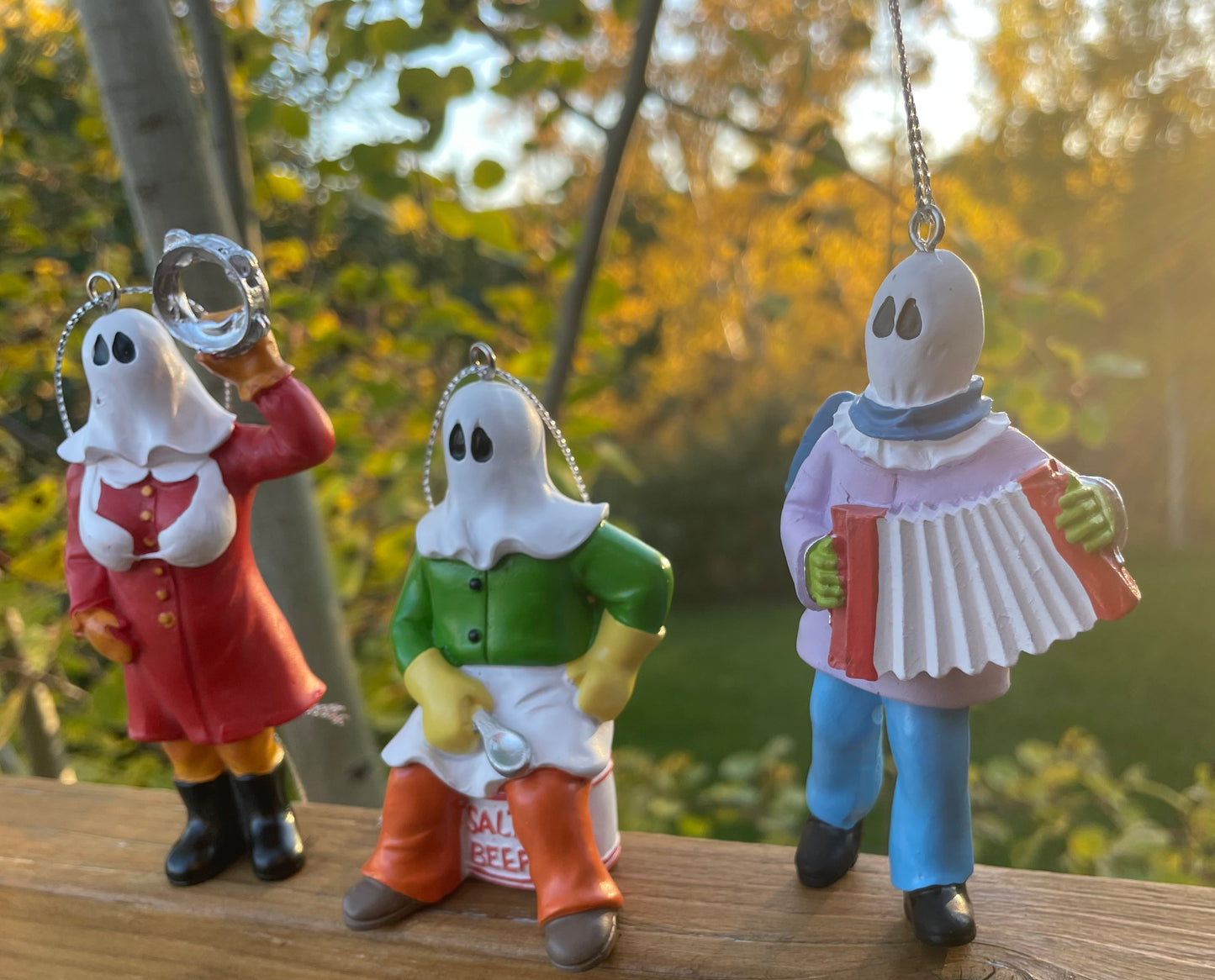 Kitchen Party Mummer Ornament