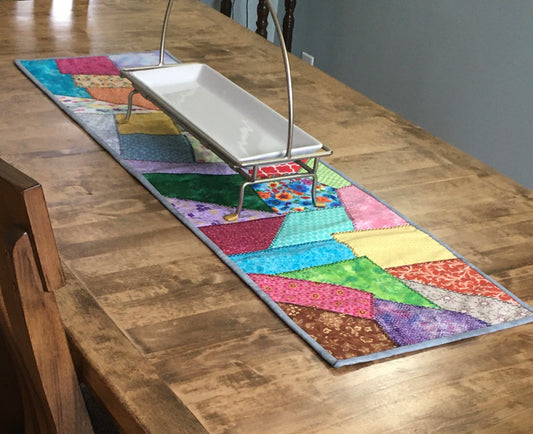 Patchwork Quilt / Crazy Quilt Table Runner