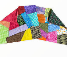 Load image into Gallery viewer, Patchwork Quilt / Crazy Quilt Pillow Cover -
