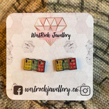Load image into Gallery viewer, Newfoundland Rowhouse Earrings WE20